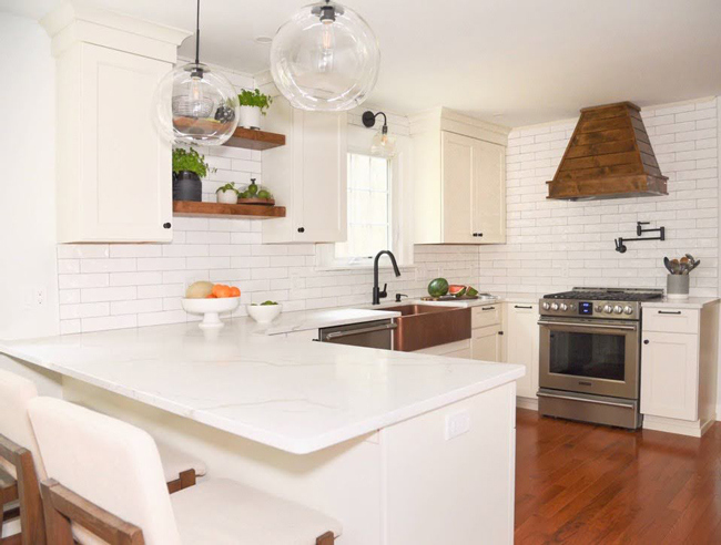 Simple White Minimal Kitchen - Custom Kitchen Designs - Wendy Woloshchuk - Details Interiors